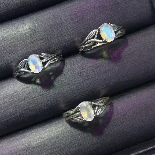 Leaf-shaped Moonstone Ring