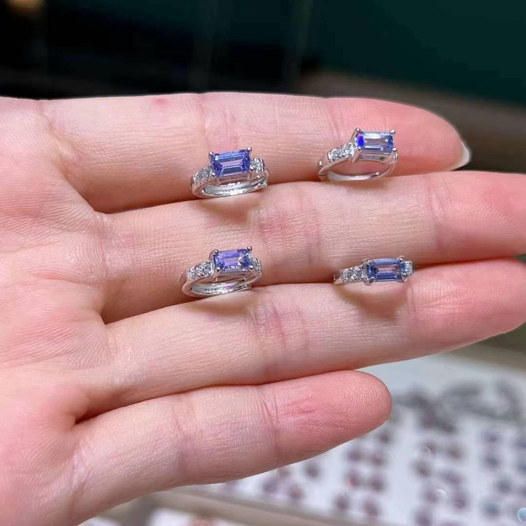Tanzanite Earrings/pair